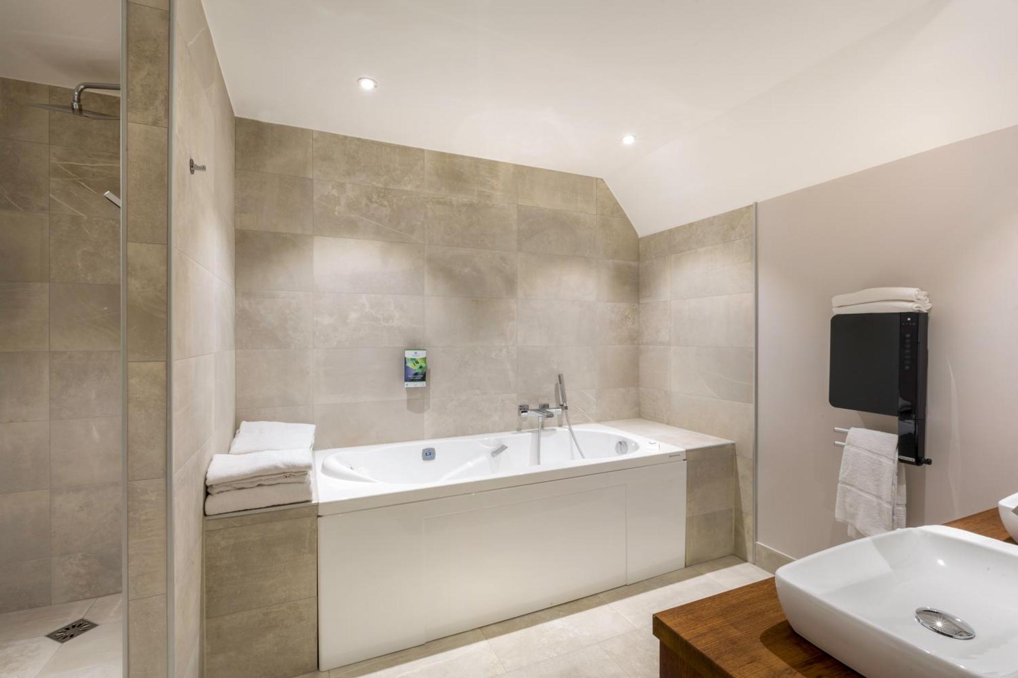 Western L'aquarium Arras Nord Hotel 3*